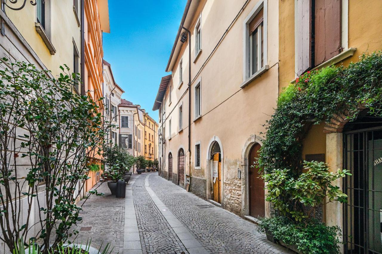 Il Lago Apartments By Wonderful Italy Salò Esterno foto