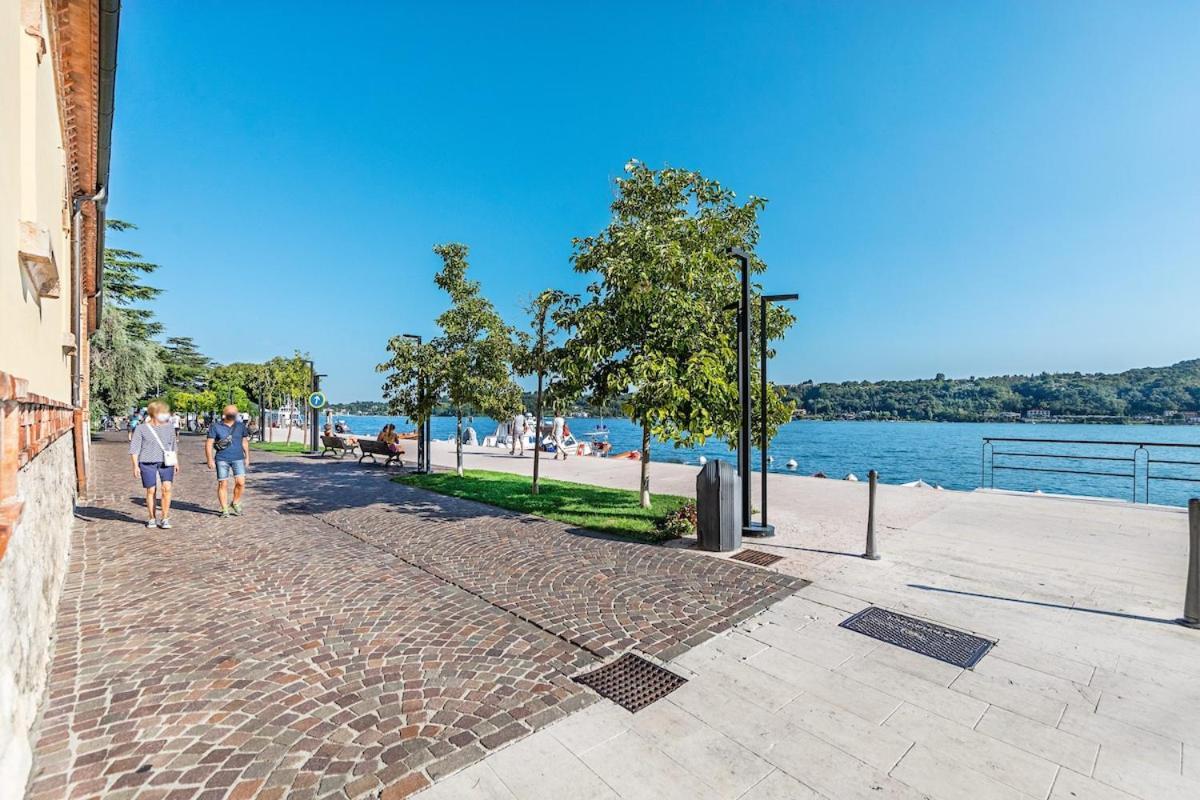 Il Lago Apartments By Wonderful Italy Salò Esterno foto